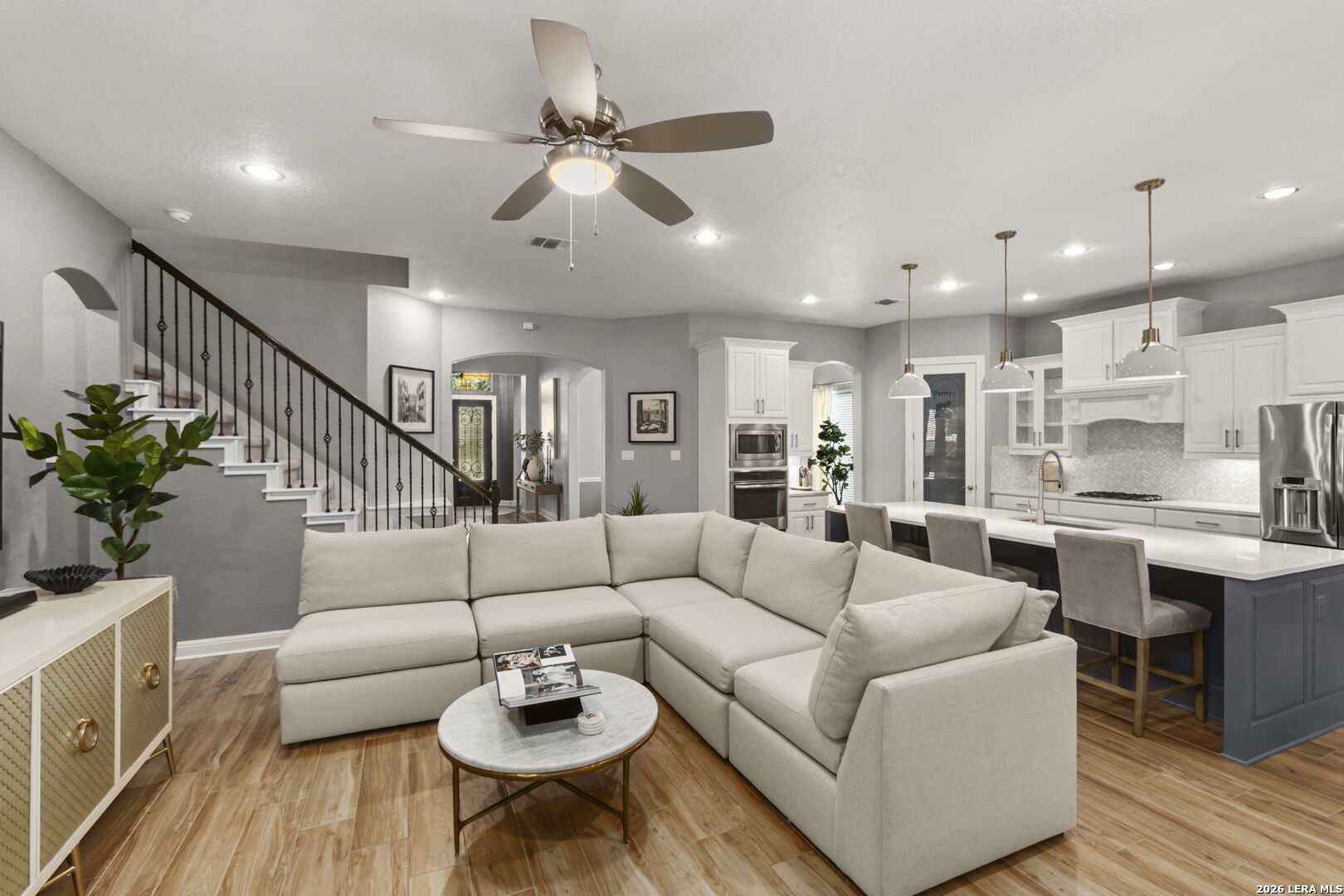 8113 HYACINTH TRCE, Boerne, TX 78015 — photo 1