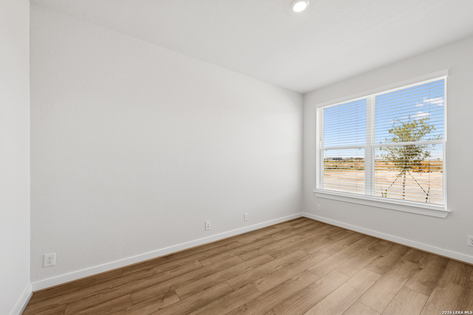 5906 EDNA PT, , 78130 — photo 1
