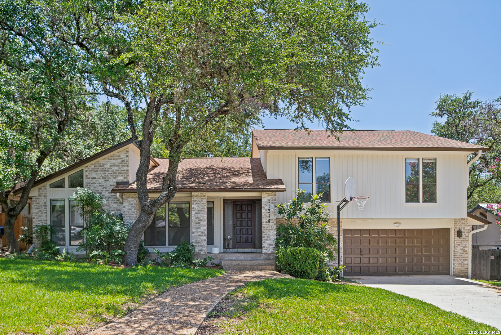 11314 WHISPER DAWN ST, San Antonio, TX 78230 — photo 1