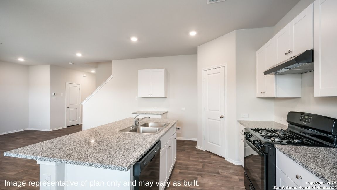 13690 Gunnison Quartz, , 78253 — photo 1