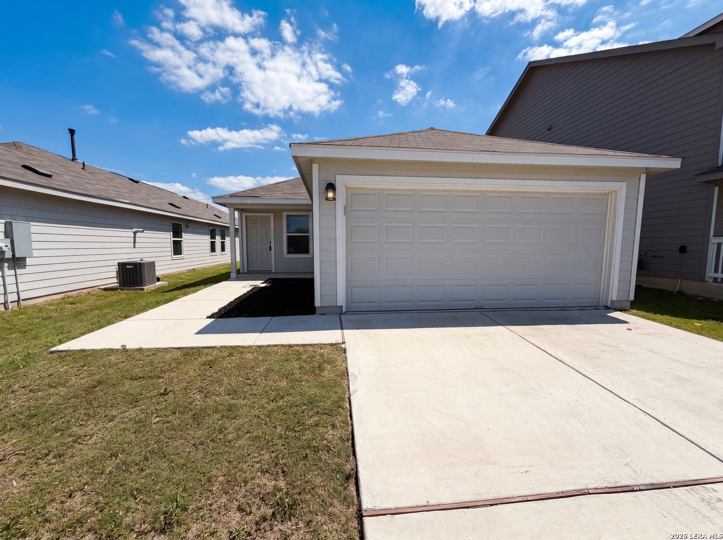 5829 TEXAS SPUR, Seguin, TX 78155 — photo 1