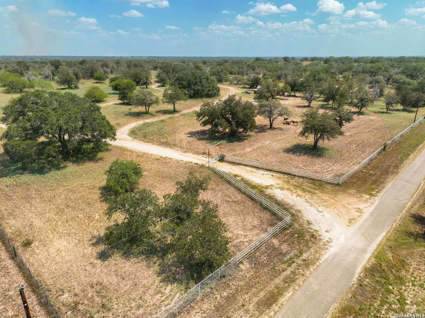 445 Private Road 7822, Natalia, TX 78059 — photo 1