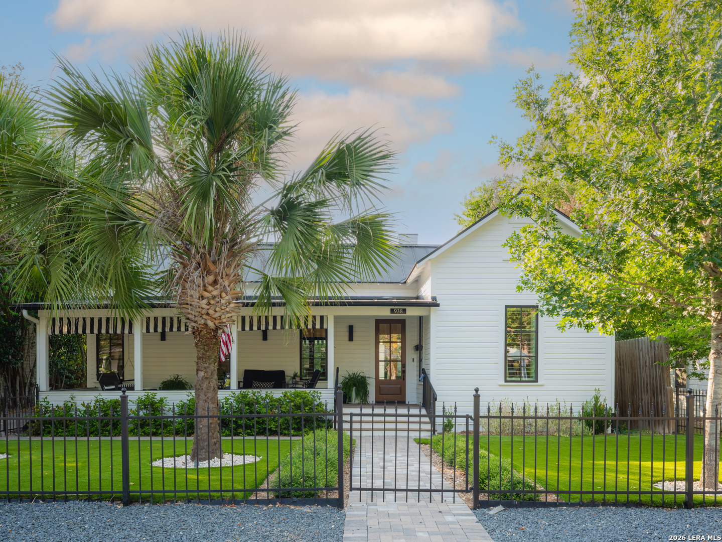938 Cross St., New Braunfels, TX 78130 — photo 1