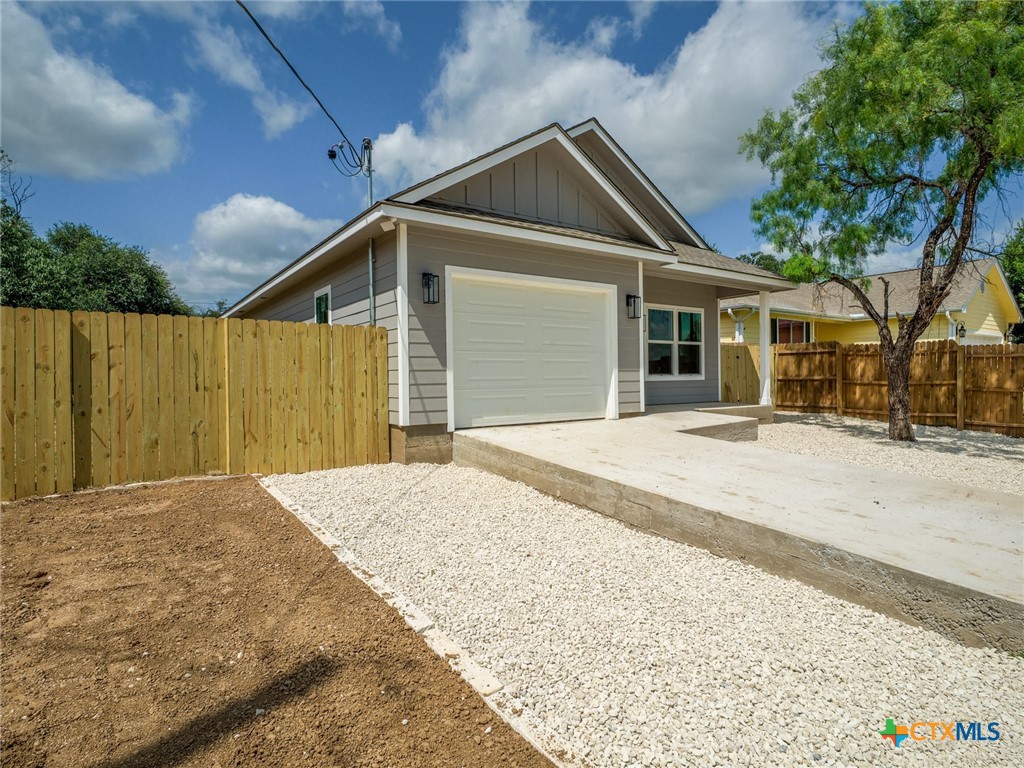 147 Pine