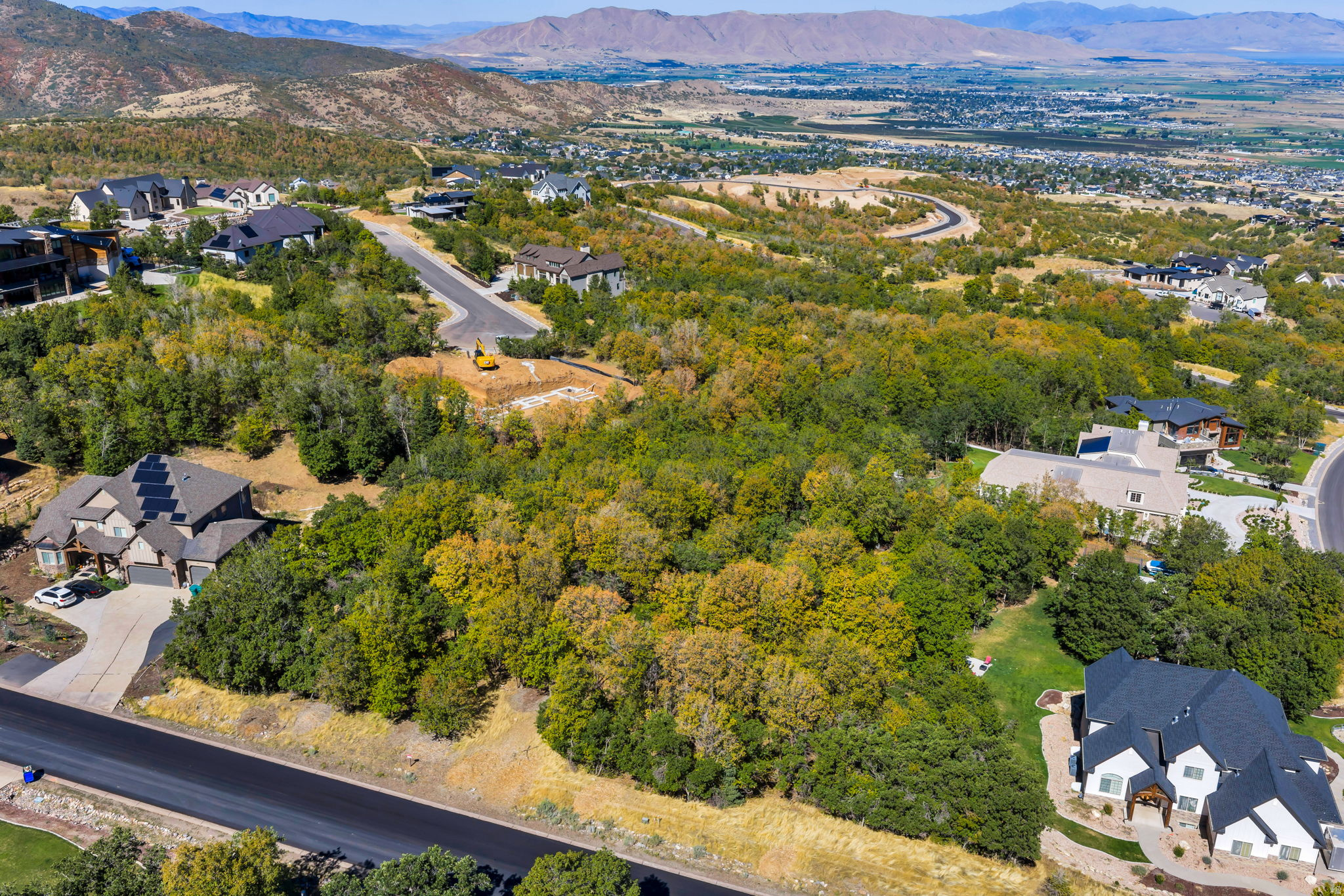 1095 S WOODLAND DR