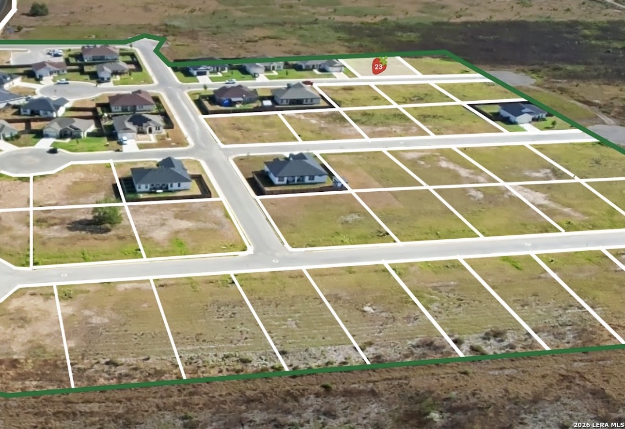125 GROWERS AVE, Poteet, TX 78065 — photo 1