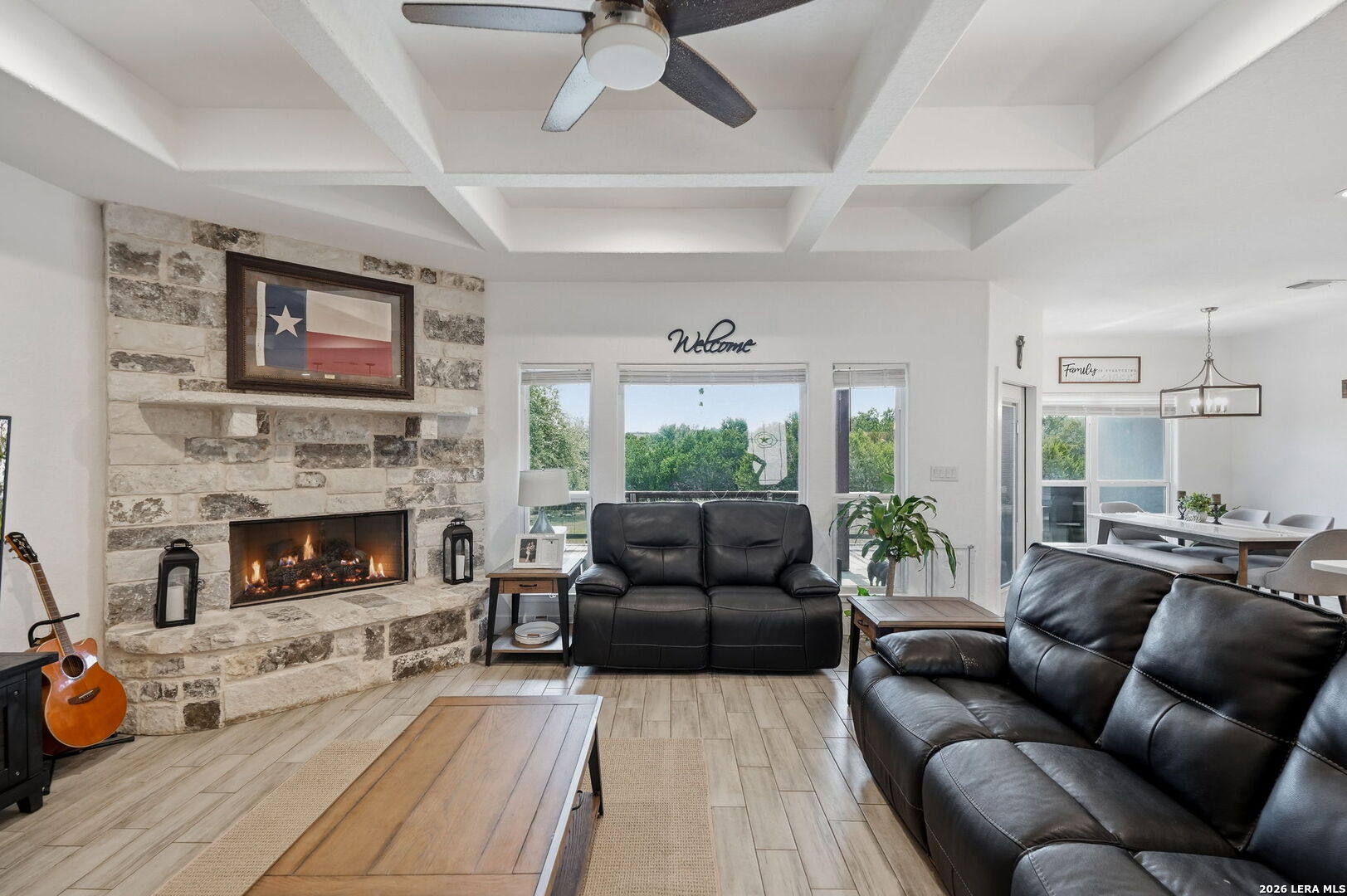 422 CIELO VIS, , 78133 — photo 1