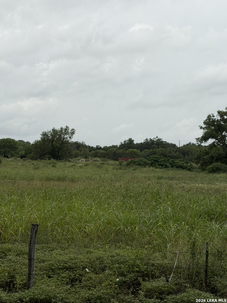 1247 SLEEPY HOLLOW LN, , 78130 — photo 1
