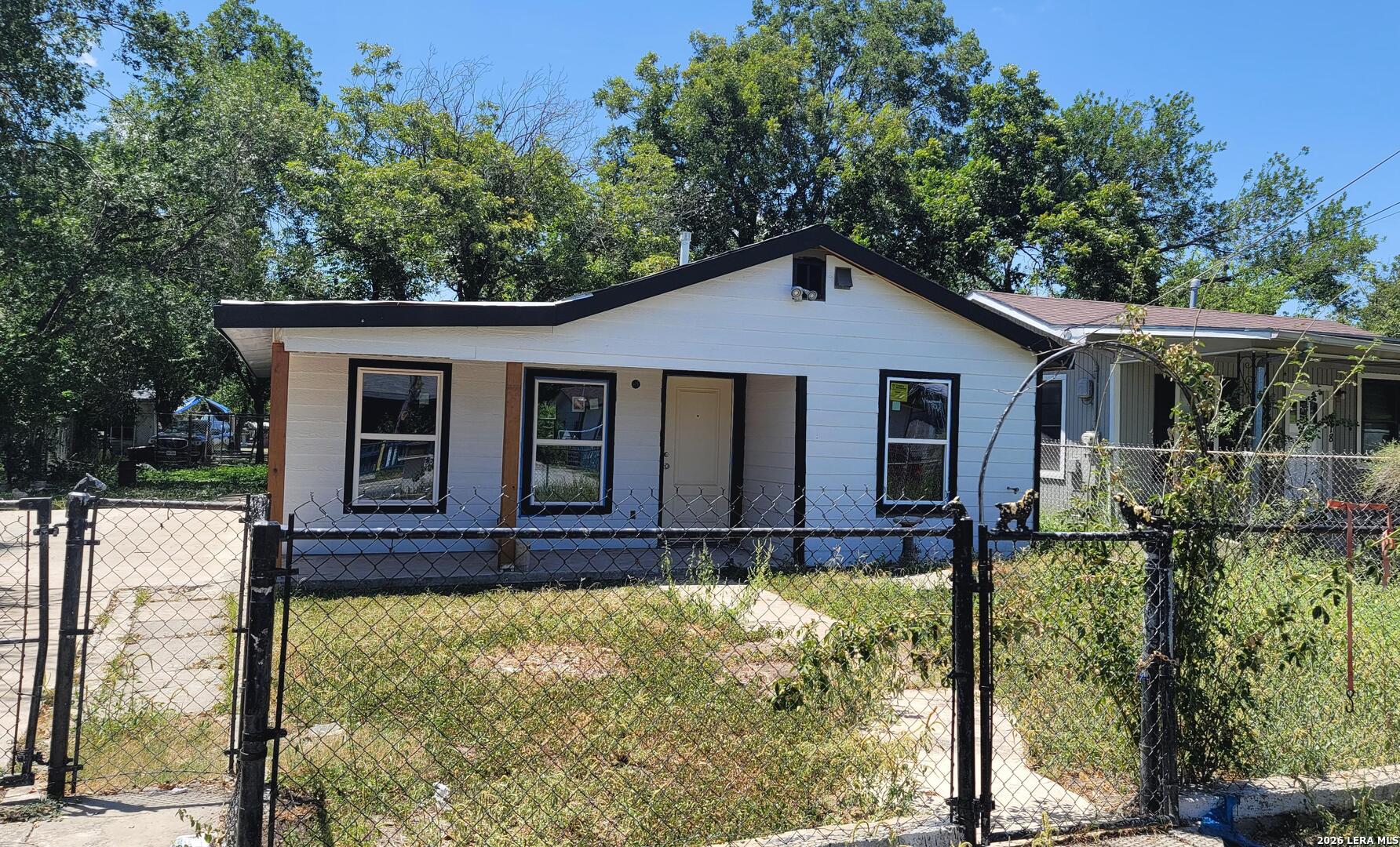 814 VERMONT ST, San Antonio, TX 78211 — photo 1