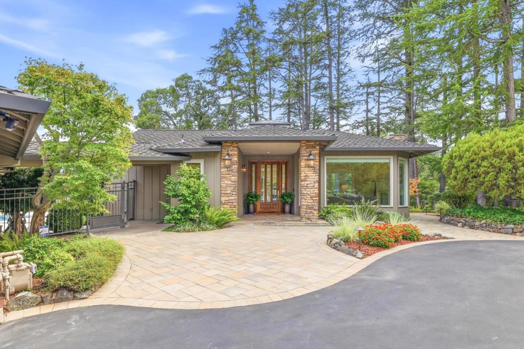 18113 Saratoga Los Gatos Road, Monte Sereno, CA 95030 — photo 1