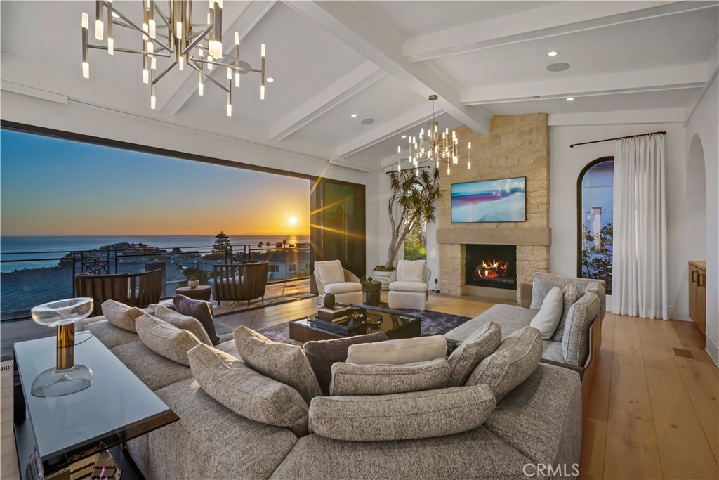 922 EMERALD BAY, Laguna Beach, CA 92651 — photo 1