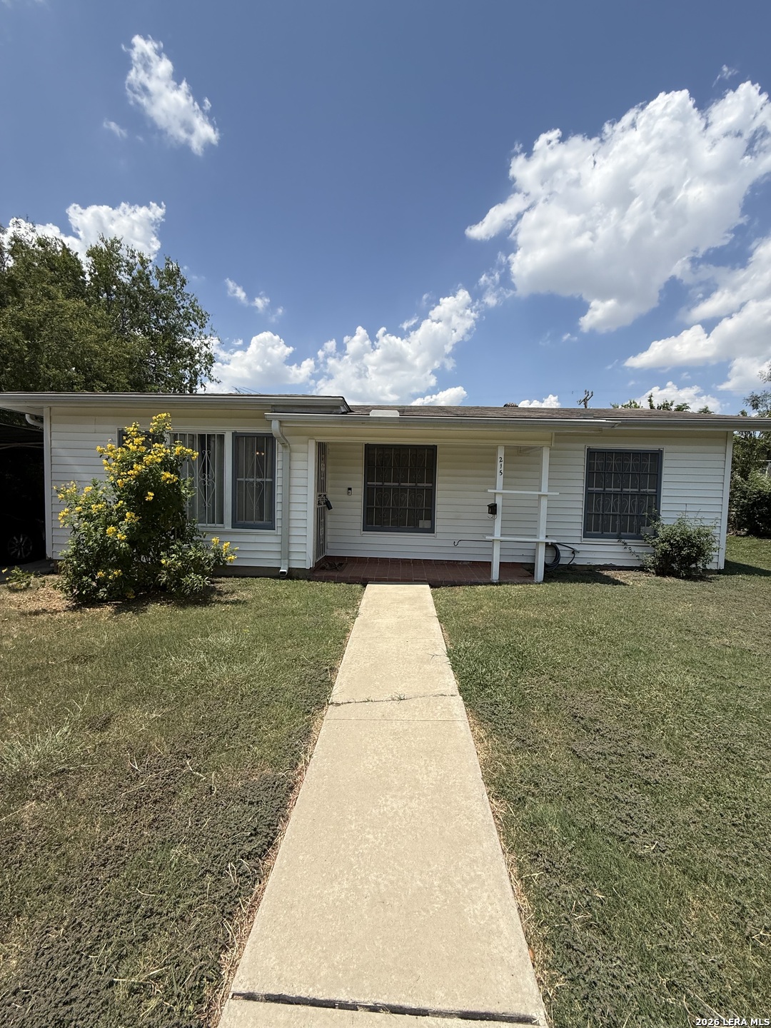 215 SUBLETT DR, San Antonio, TX 78223 — photo 1