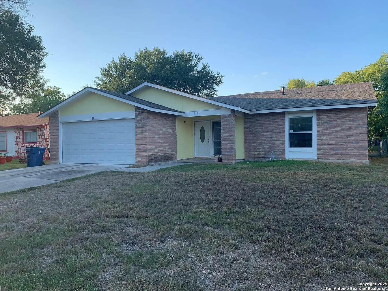 5135 Tom Stafford, Kirby, TX 78219 — photo 1