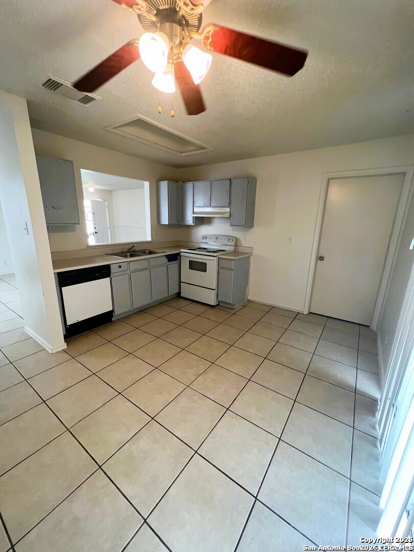 9638 Green Plains Dr, ,  78245 — photo 1