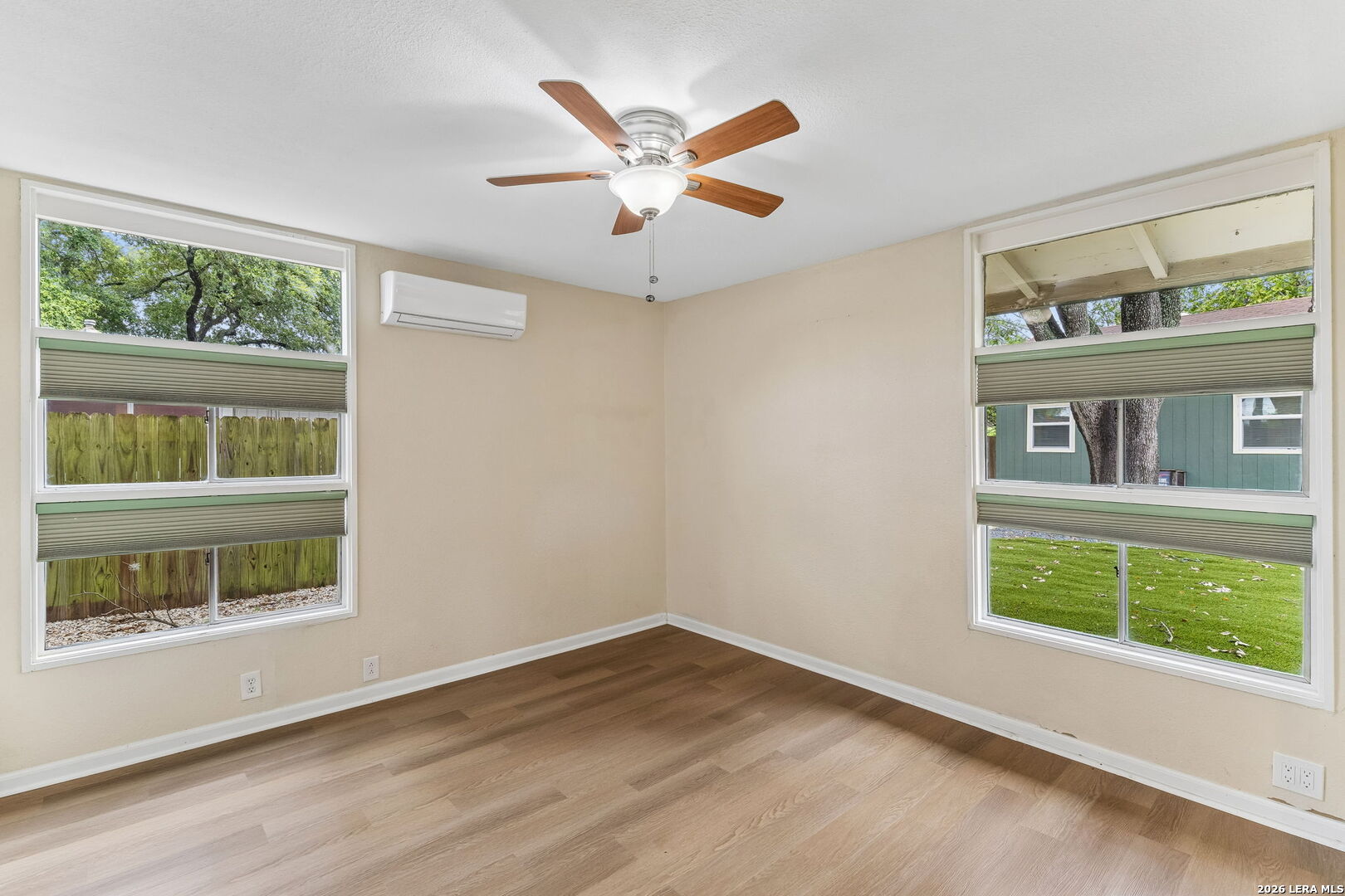 311 WARING DR, , 78216 — photo 1