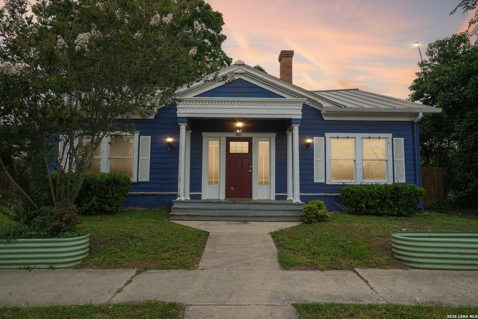 821 E QUINCY ST, San Antonio, TX 78215 — photo 1