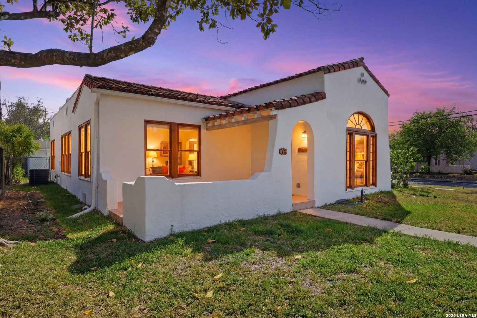 1446 Fulton, San Antonio, TX 78201 — photo 1