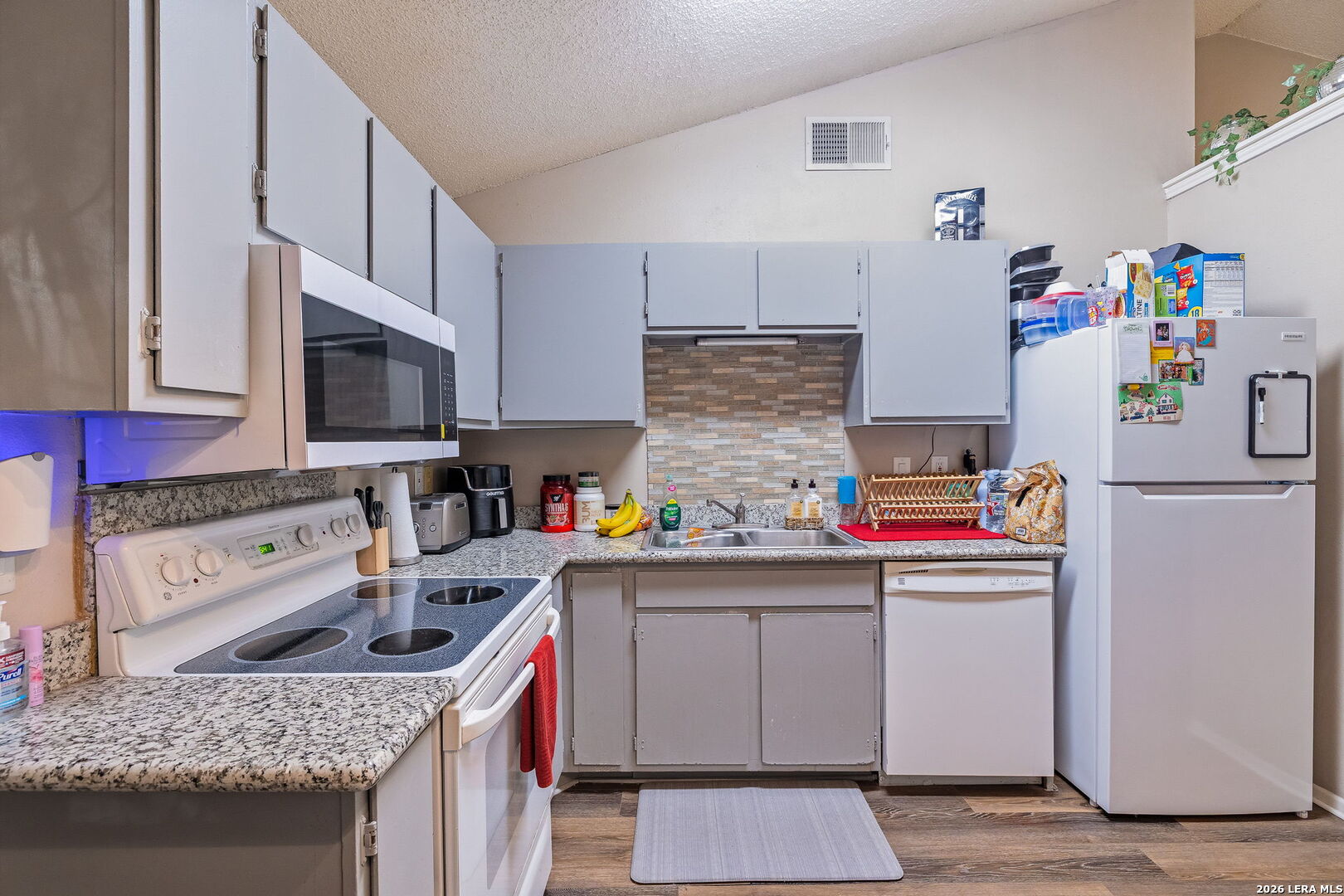 9140 Timber Path, , 78250 — photo 1