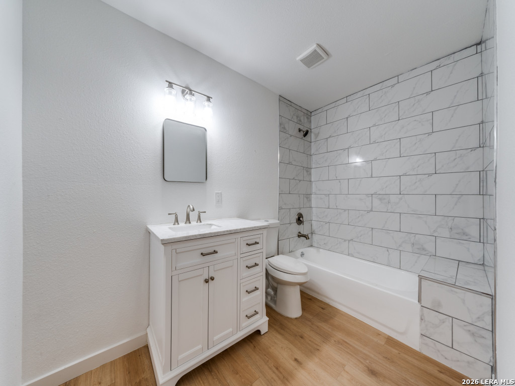 2207 Burnet, ,  78202 — photo 1