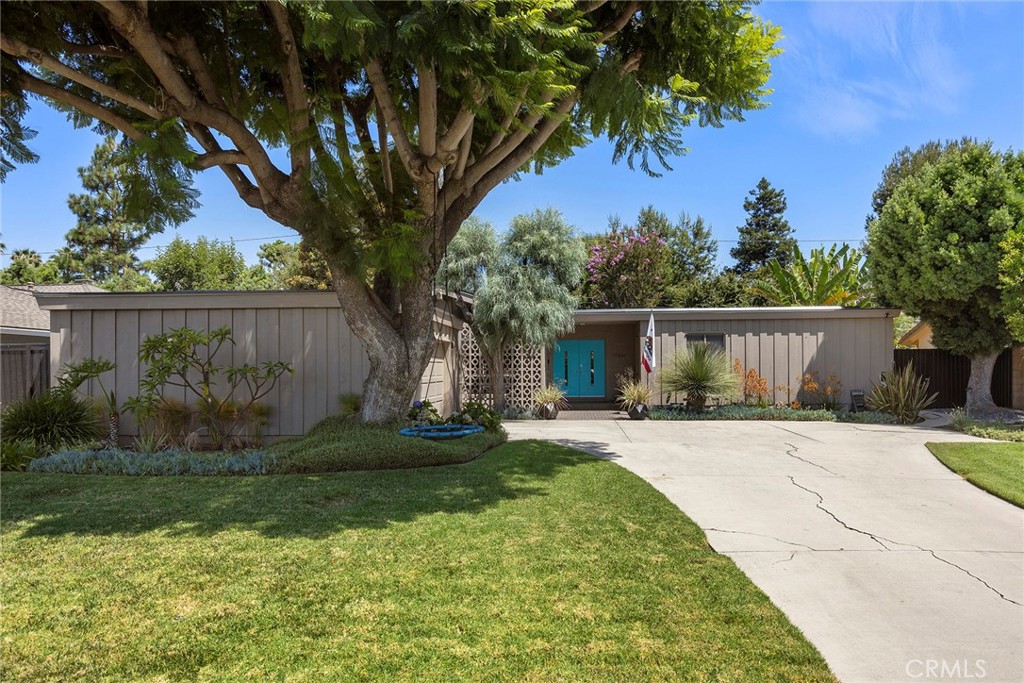 17881 Arbolada, Tustin, CA 92780 — photo 1