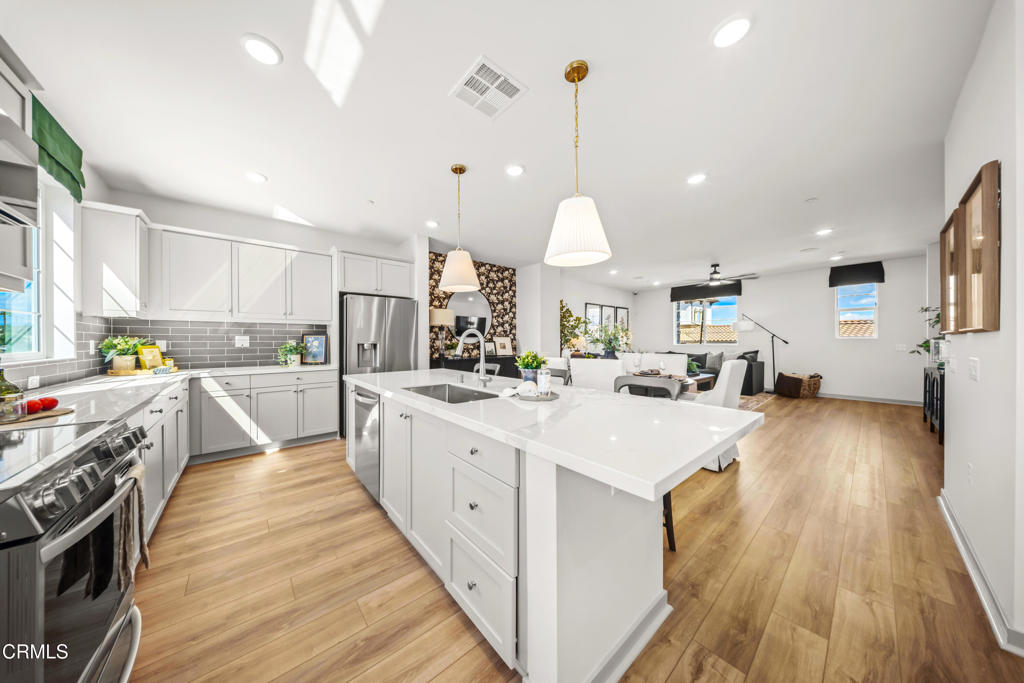 542 Via Zibello, Camarillo, CA 93012 — photo 1