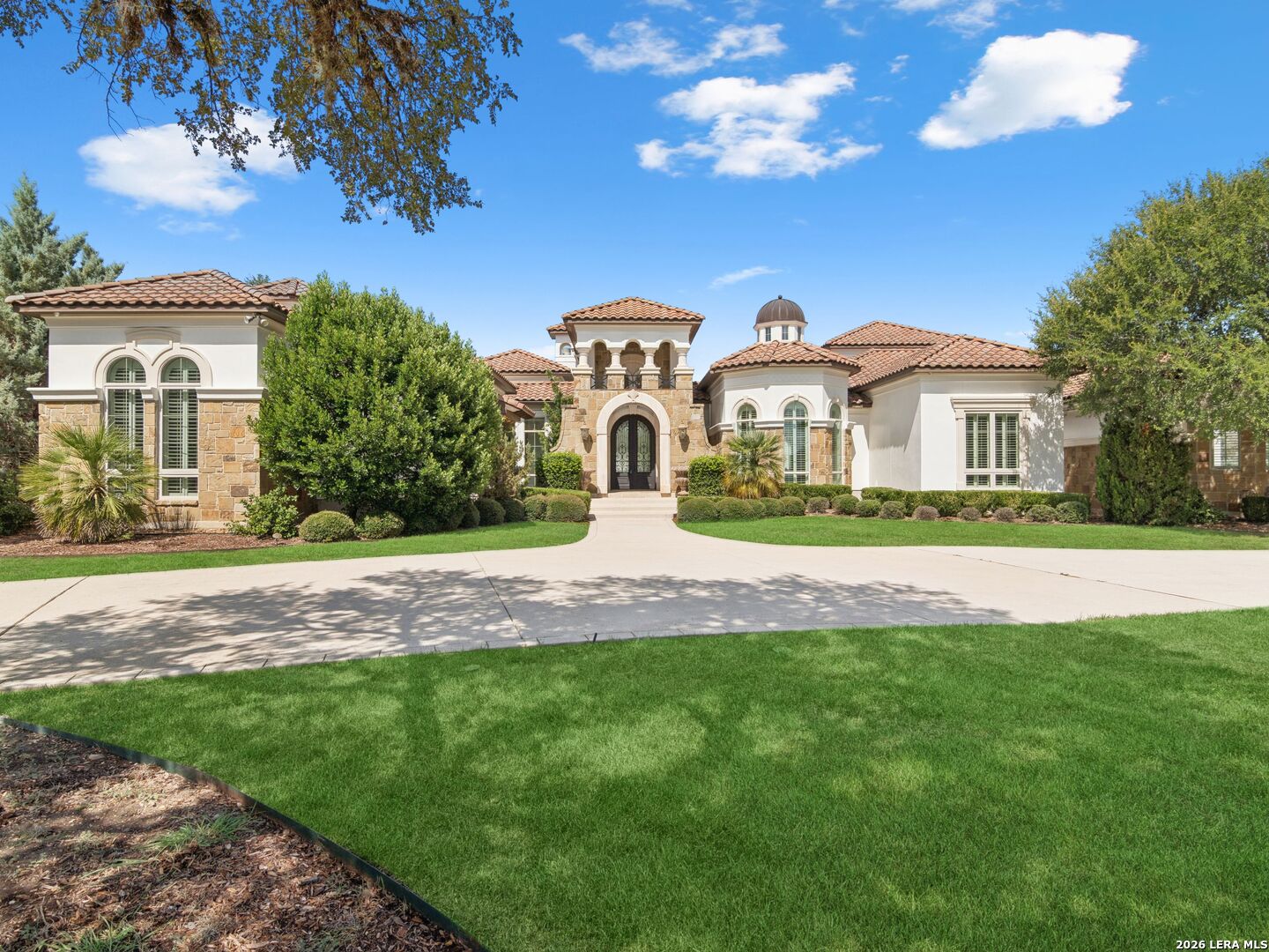 202 WELLESLEY LOOP