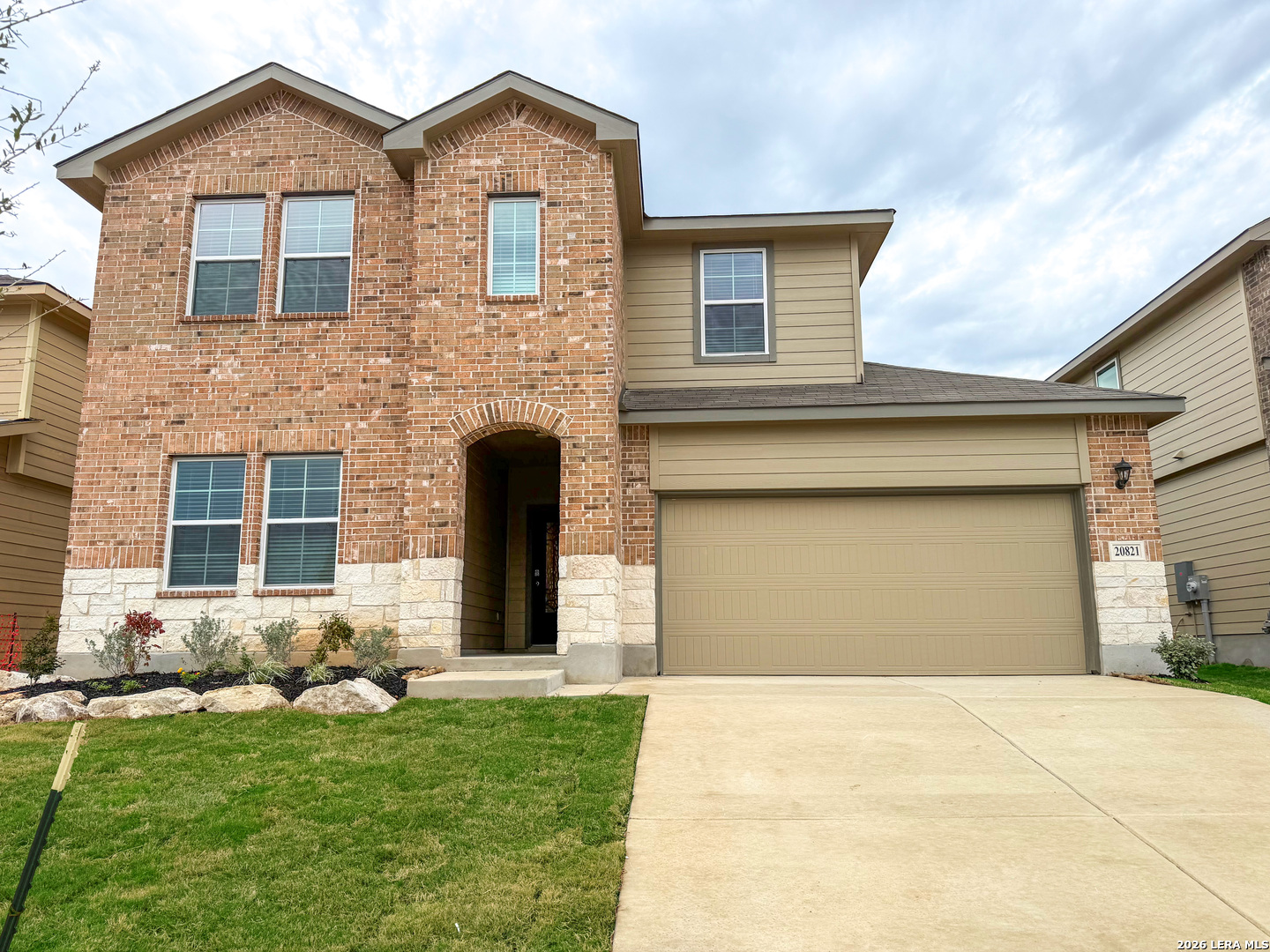 20821 Stonework Spur, San Antonio, TX 78266 — photo 1