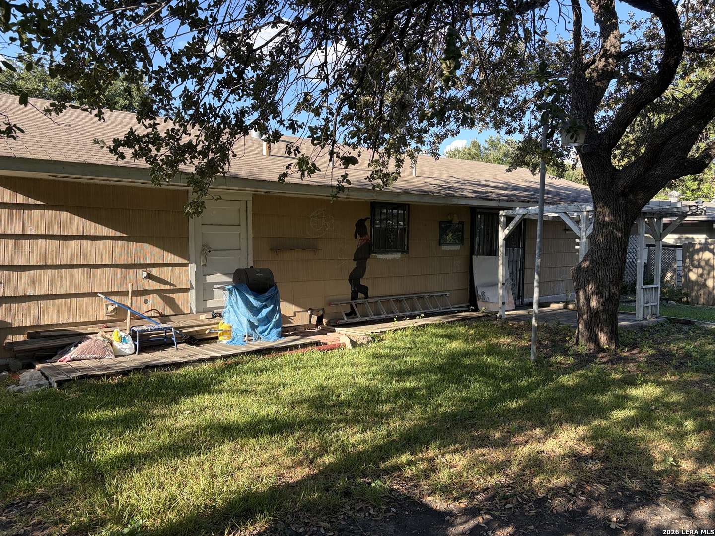 310 NORTHVALLEY DR, , 78216 — photo 1