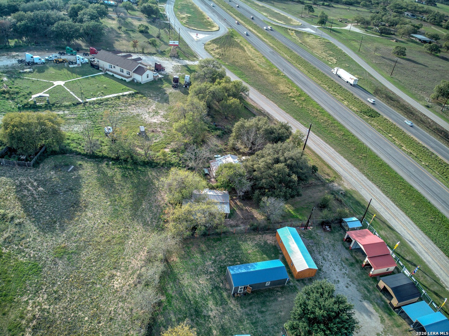 17770 INTERSTATE 35 S, , 78052 — photo 1