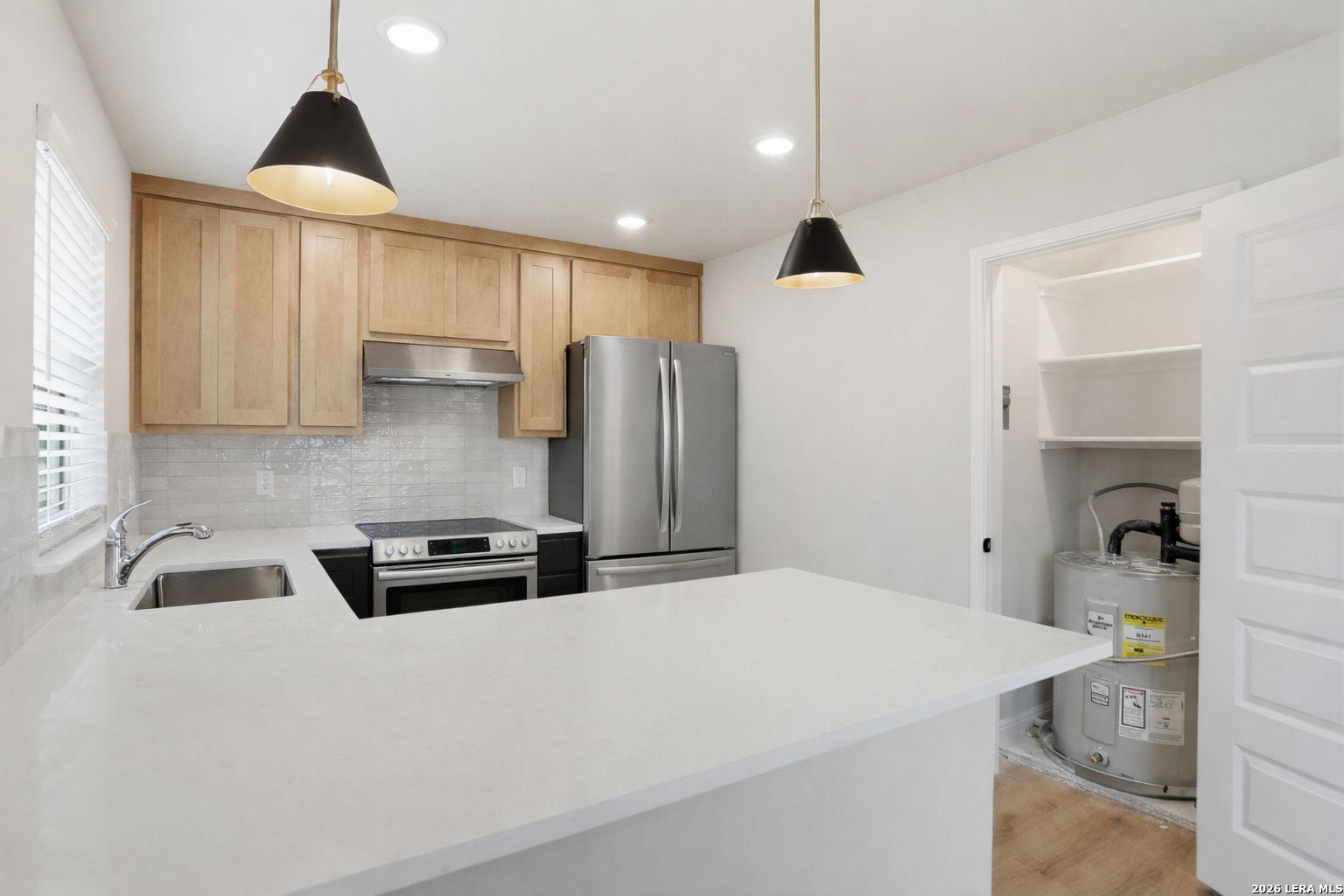 503 MARTIN LUTHER KING DR, , 78203 — photo 1
