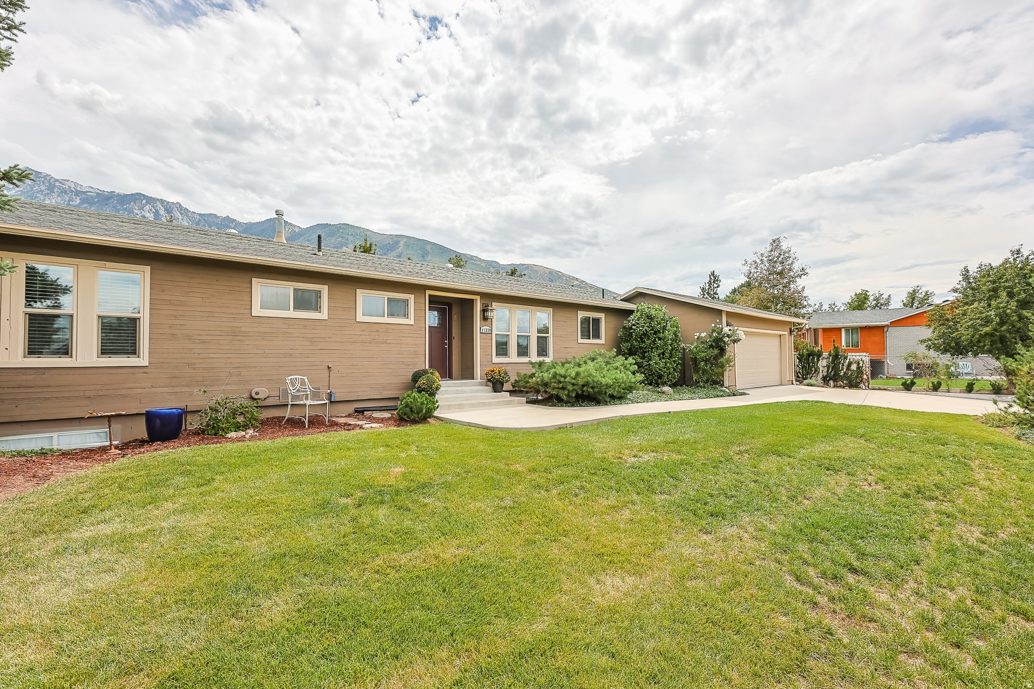 11339 S HIGH MESA DR