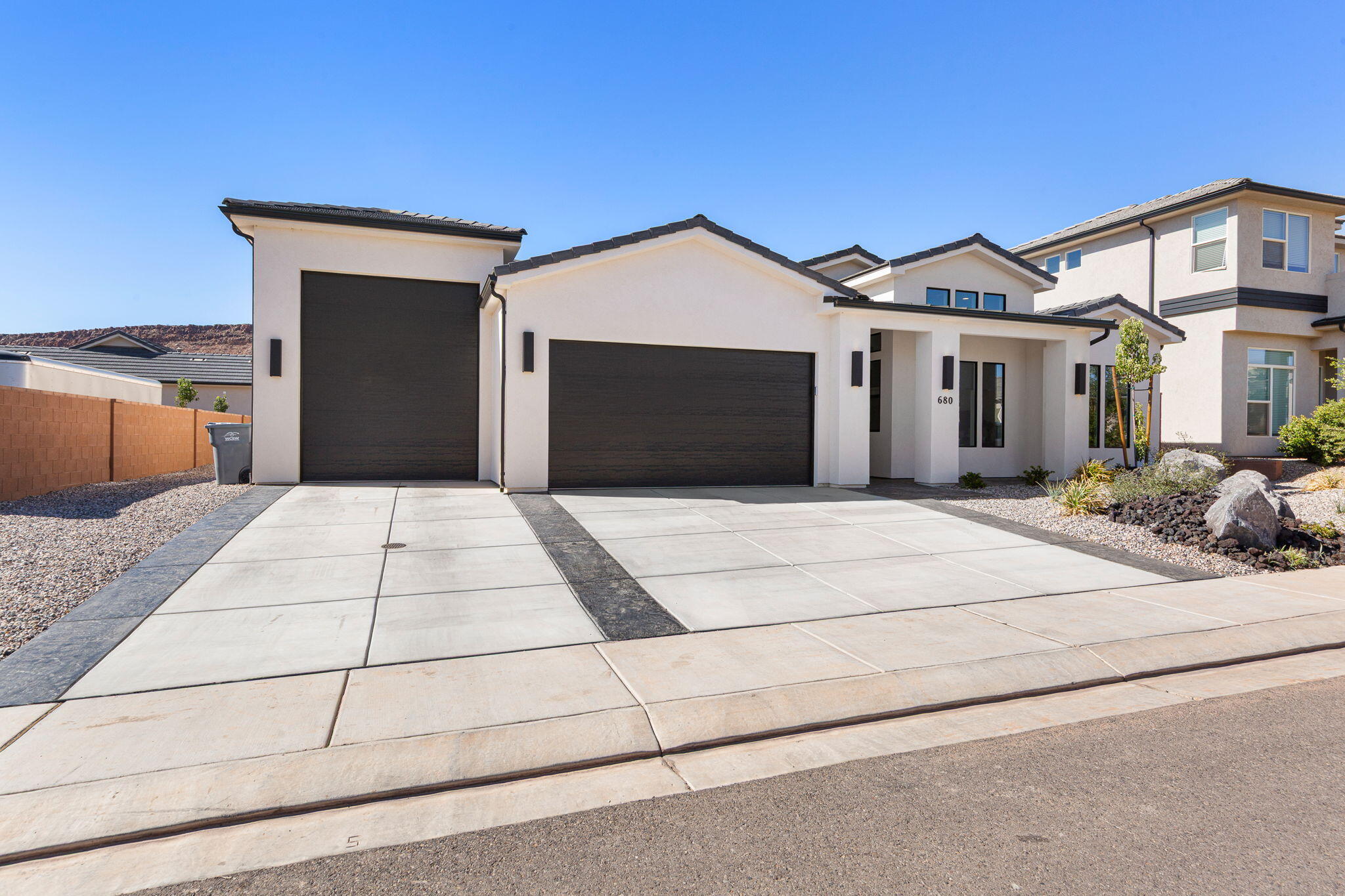 680 Goose Creek DR, Washington, UT 84780 — photo 1