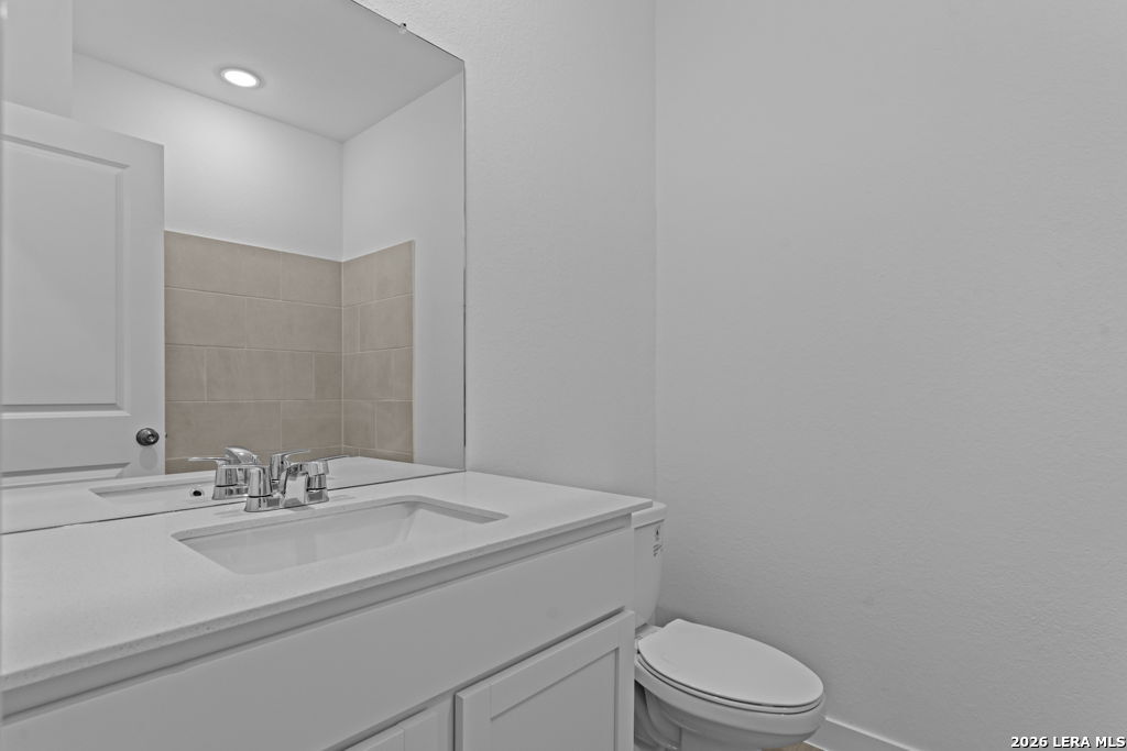 6866 Flores Rd, ,  78070 — photo 1
