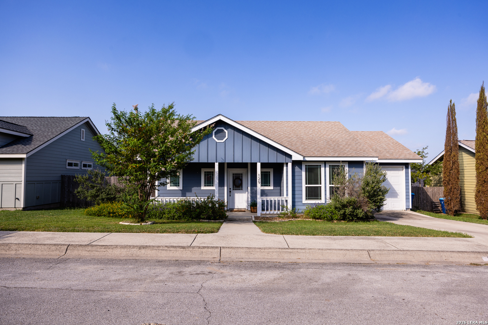 129 JASPER LN, Kerrville, TX 78028 — photo 1