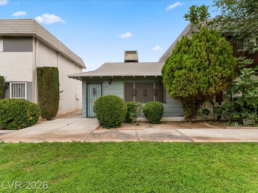 310 Greenbriar Townhouse Way, Las Vegas, NV 89121 — photo 1