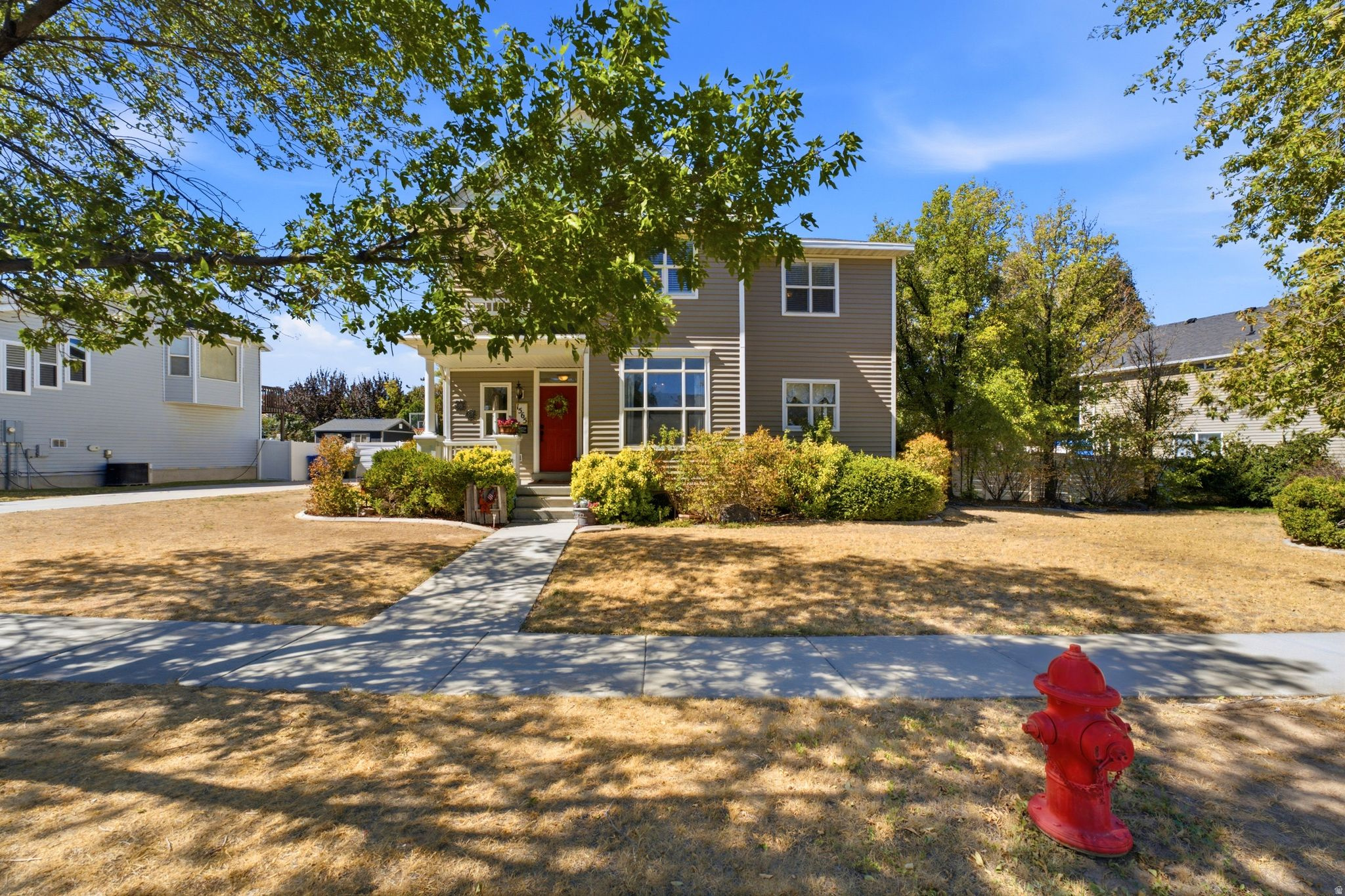 1565 N CANDELLARIA DR