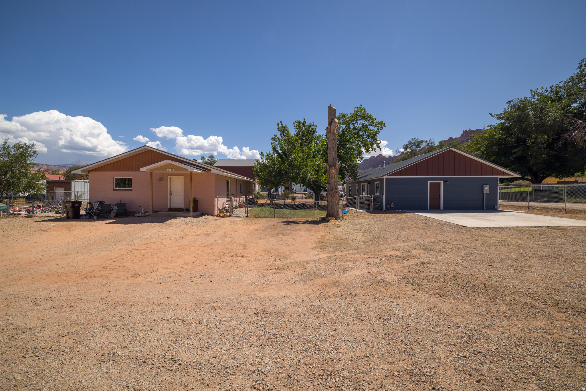 2468 E SAN JOSE RD, Moab, UT 84532 — photo 1