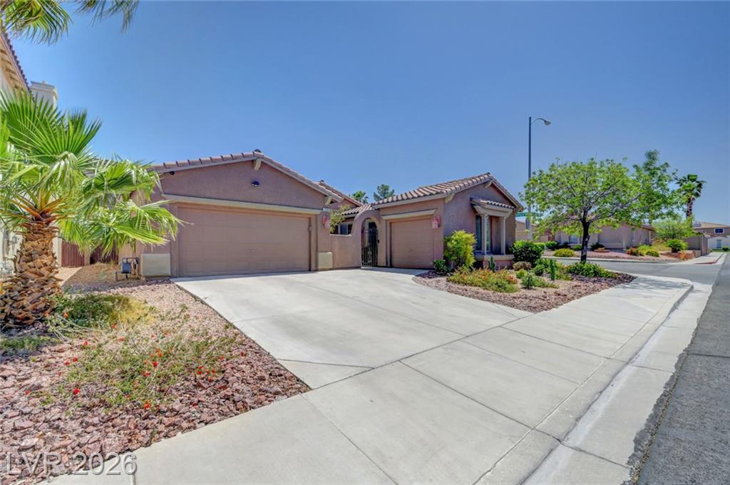 128  Kava Kava Street, Henderson, NV 89015 — photo 1