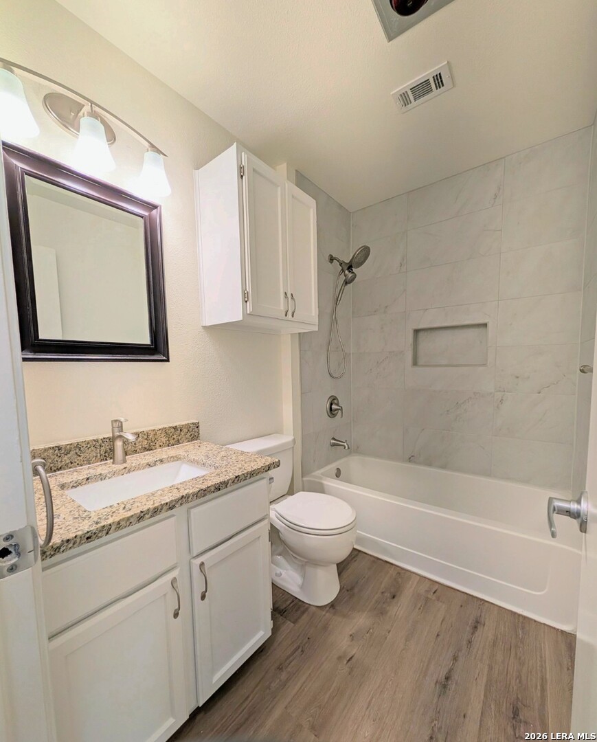 4414 Knollmanor, ,  78247 — photo 1
