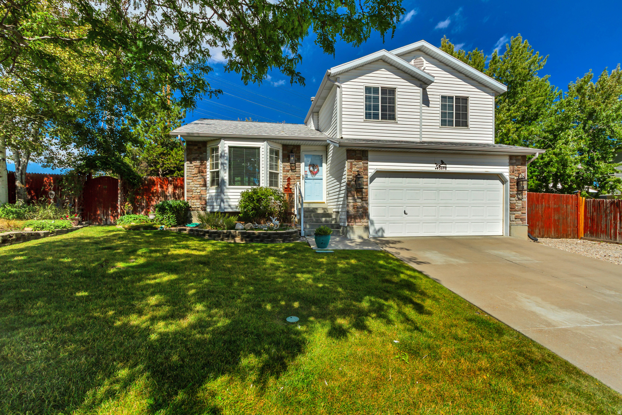 5698 S TROWBRIDGE WAY, Salt Lake City, UT 84118 — photo 1