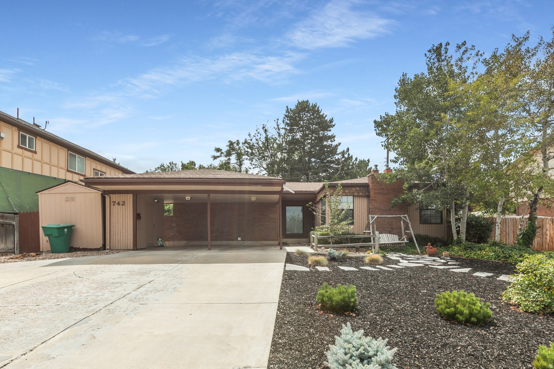 742 E SILVER SHADOW DR, Murray, UT 84107 — photo 1