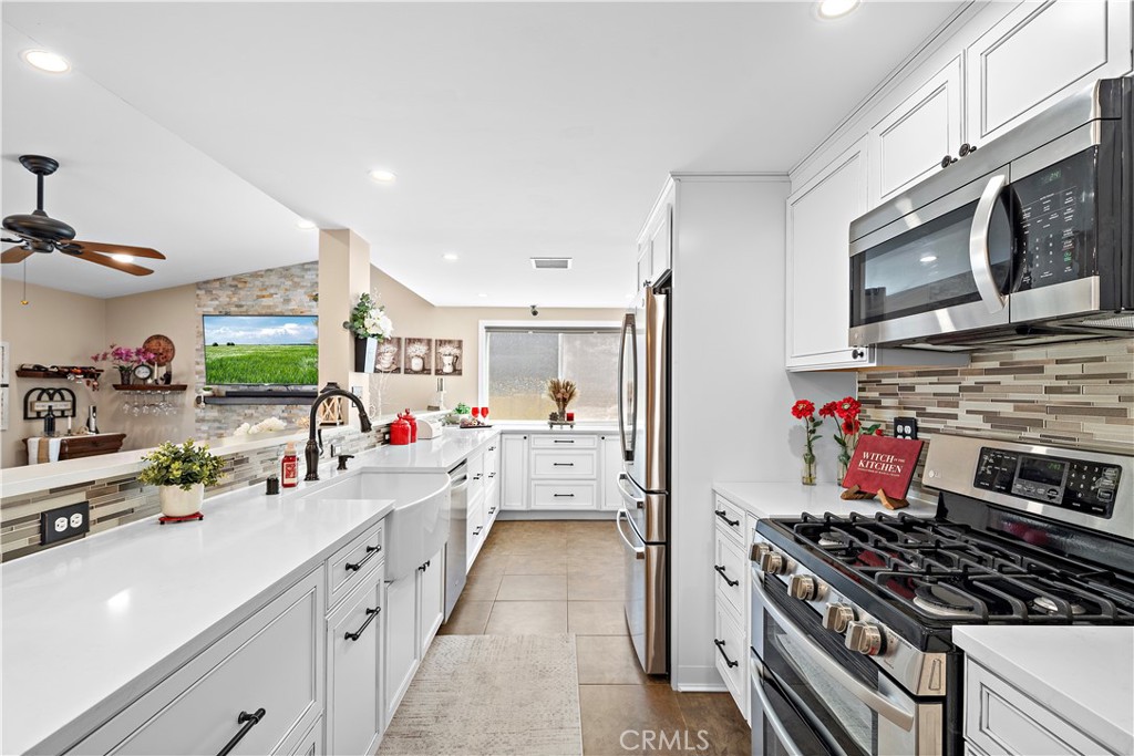 20712 Spindrift Lane, Huntington Beach, CA 92646 — photo 1