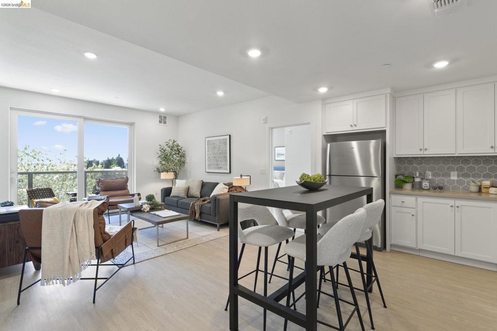 500 Somi Ct 307, Hayward, CA 94544 — photo 1