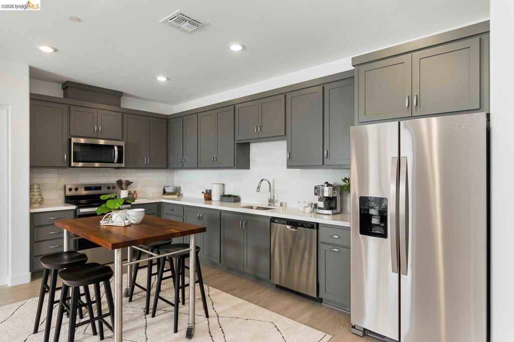 500 Somi CT 308, Hayward, CA 94544 — photo 1