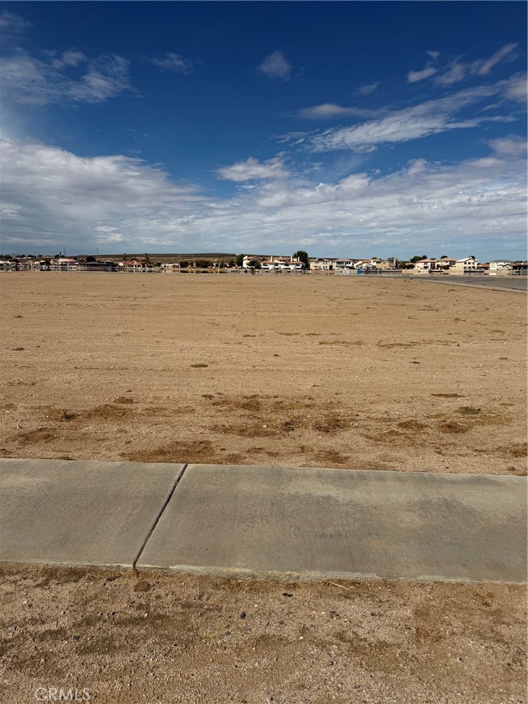 9 Lakeview, Helendale, CA 92342 — photo 1