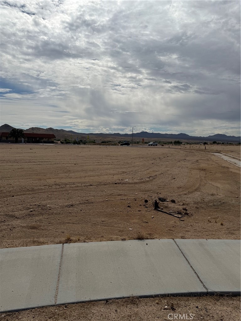 6 Autumn, Helendale, CA 92342 — photo 1