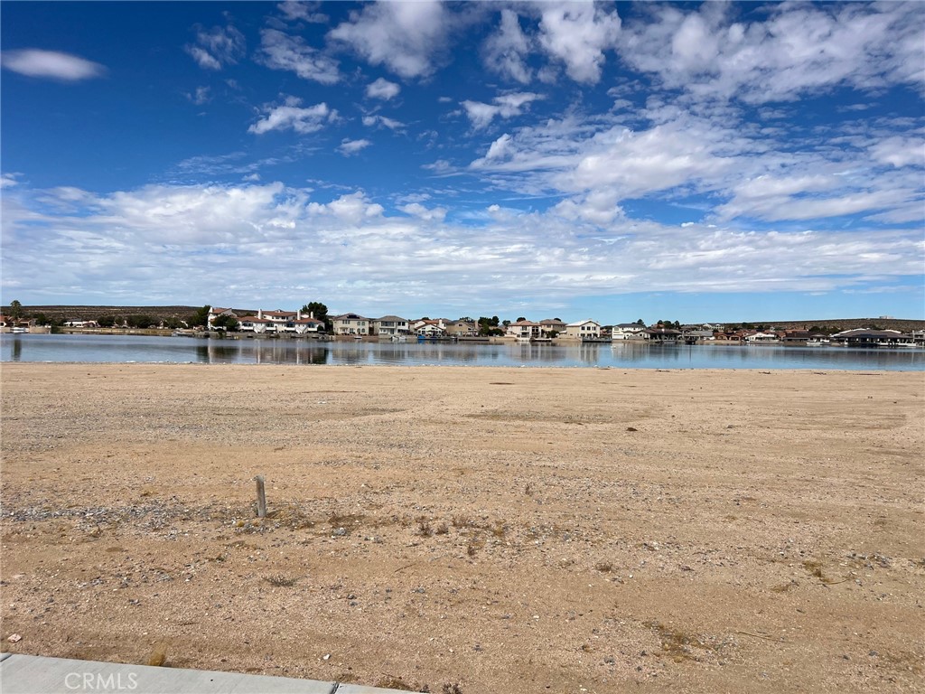 1 Autumn, Helendale, CA 92342 — photo 1