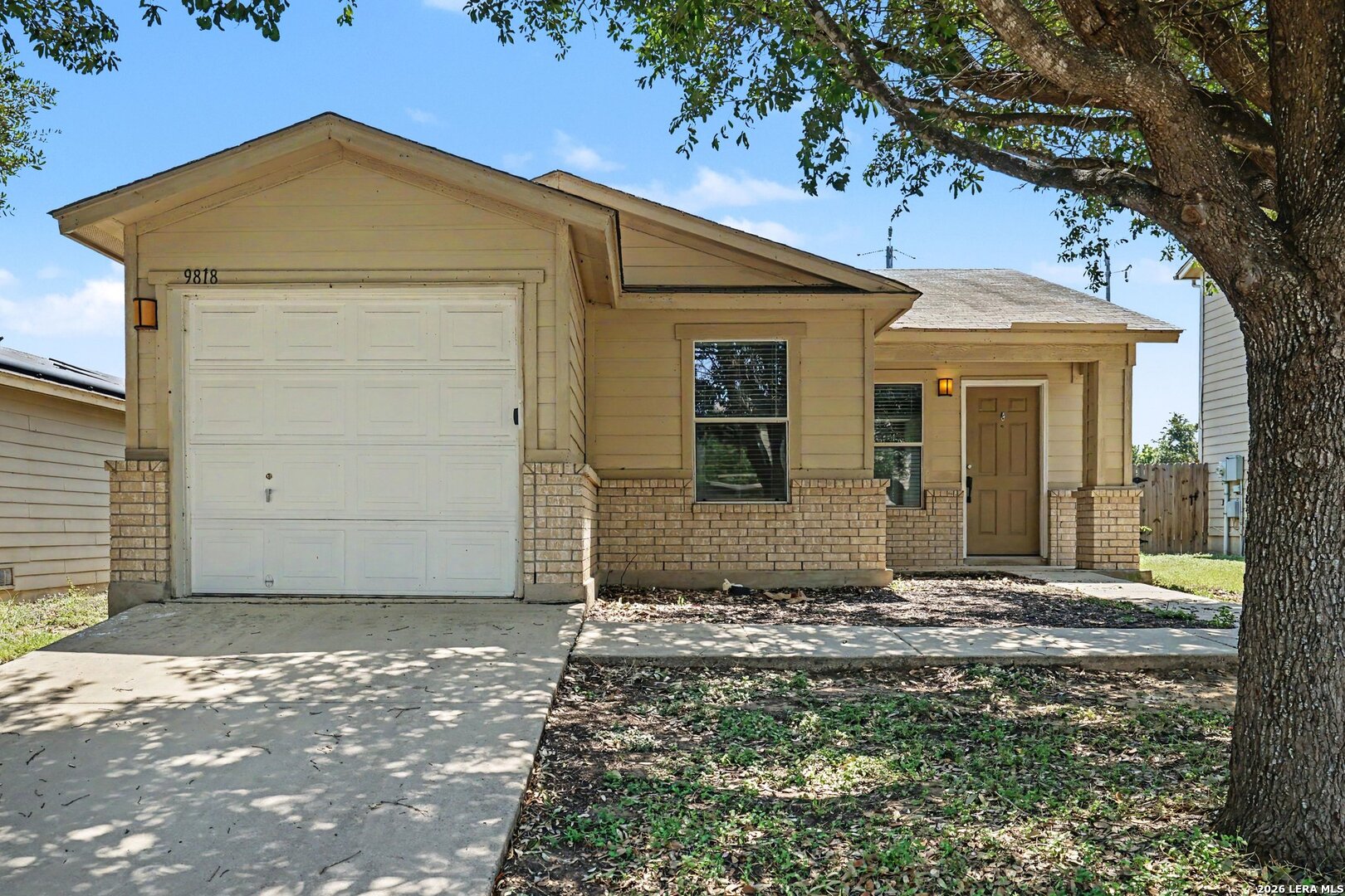 9818 Hawksbill Peak, San Antonio, TX 78245 — photo 1