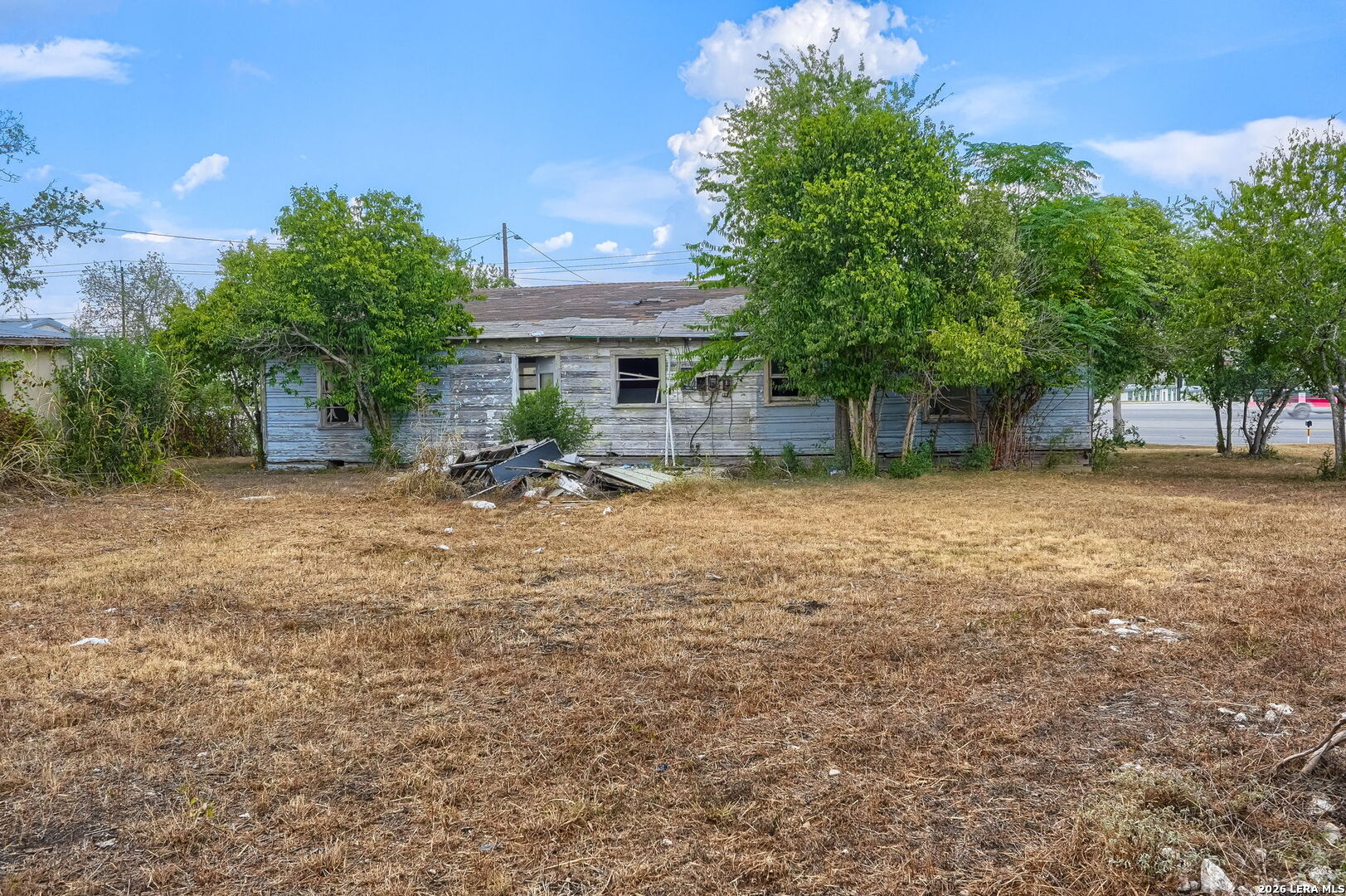 2212 Hunter Rd, San Marcos, TX 78666 — photo 1