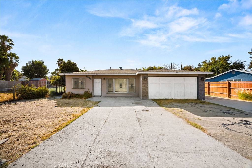 1575 S Tippecanoe, San Bernardino, CA 92408 — photo 1
